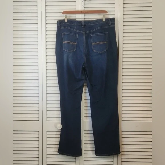 Bandolino jeans - Picture 3 of 7